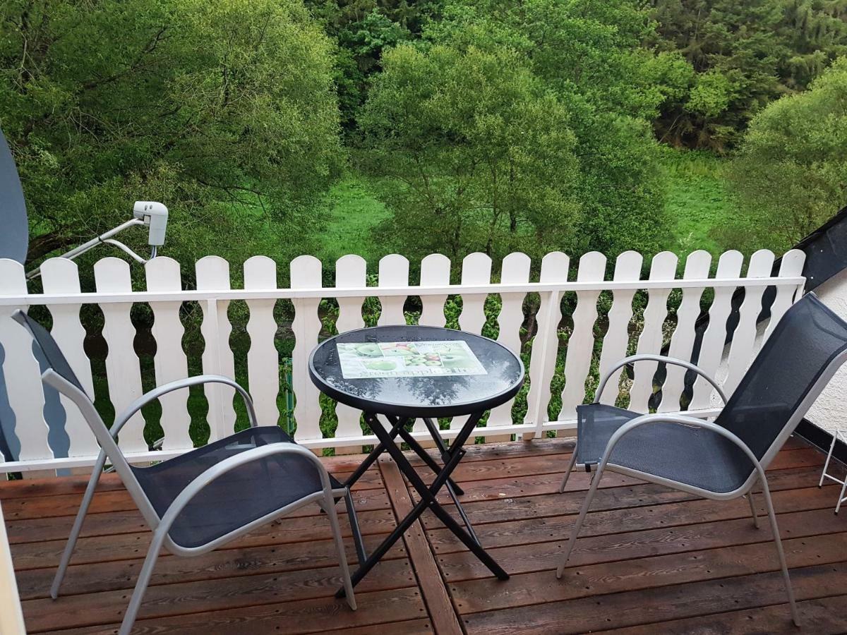Zimmerappartement "Rose" - Ferienwohnungen Wagner & Gaul Daleiden Kültér fotó